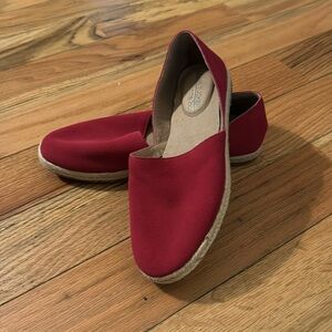 Adam Tucker Me Too Sunny Espadrille Flat Pink 5.5